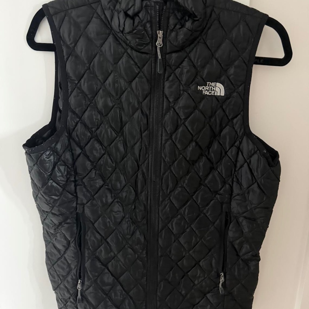North Face Black Vest Size Small
